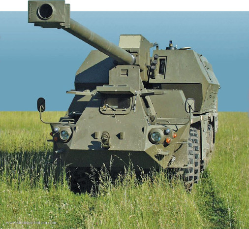 Zuzana-2_artillerie_Slovaque_001