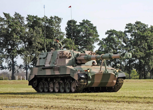 VCA_Palmaria_artillerie_Argentine_001