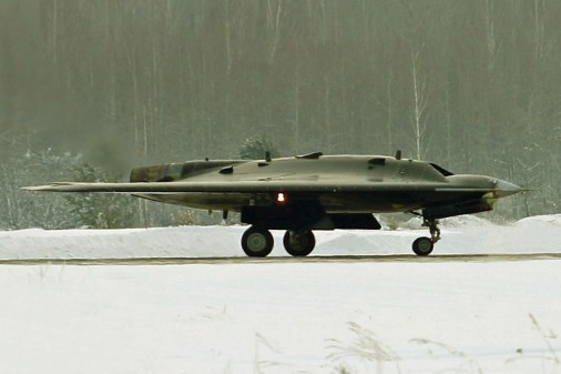 Okhotnik_drone_test_A104
