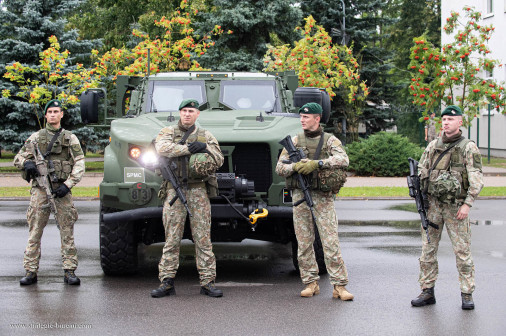 JLTV_Lituanie_4x4_A102