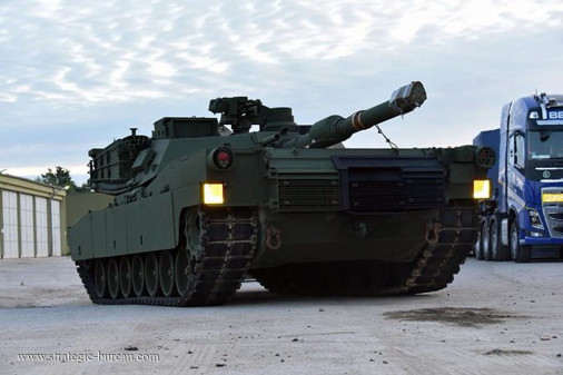 M1Abrams_1er_livraison_Pologne_A102