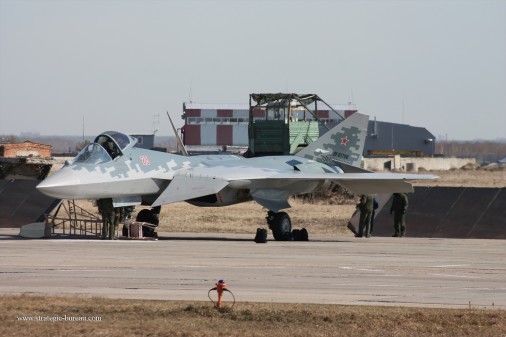 Su-57_Felon_chasseur_Russie_2025_A101