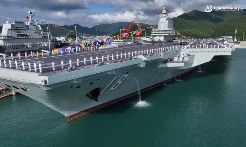 Fujian_18_porte-avions_Chine_A004